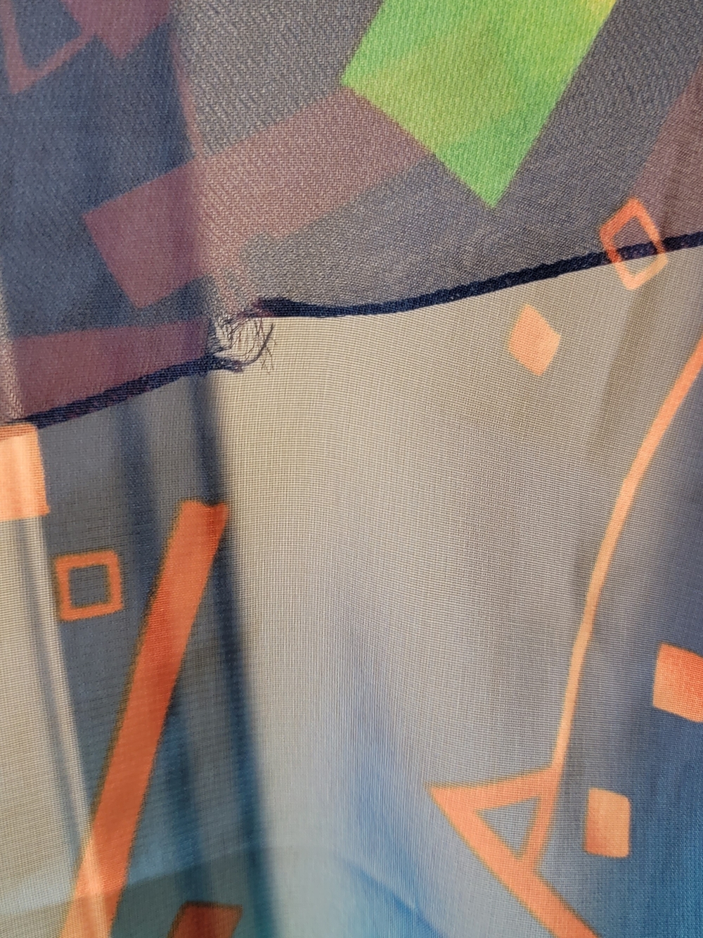⭐️ Vibrant Geometric Blue Sheer Paschmina Scarf - Picture 4 of 4